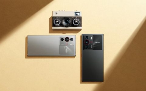 nubia 努比亚Z40Pro 5G拍照手机：骁龙8、80W快充、35mm大师镜头！