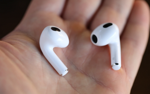 APPLE苹果 AirPods3 无线蓝牙耳机评测：音质及功能很nice，让我爱不释手！