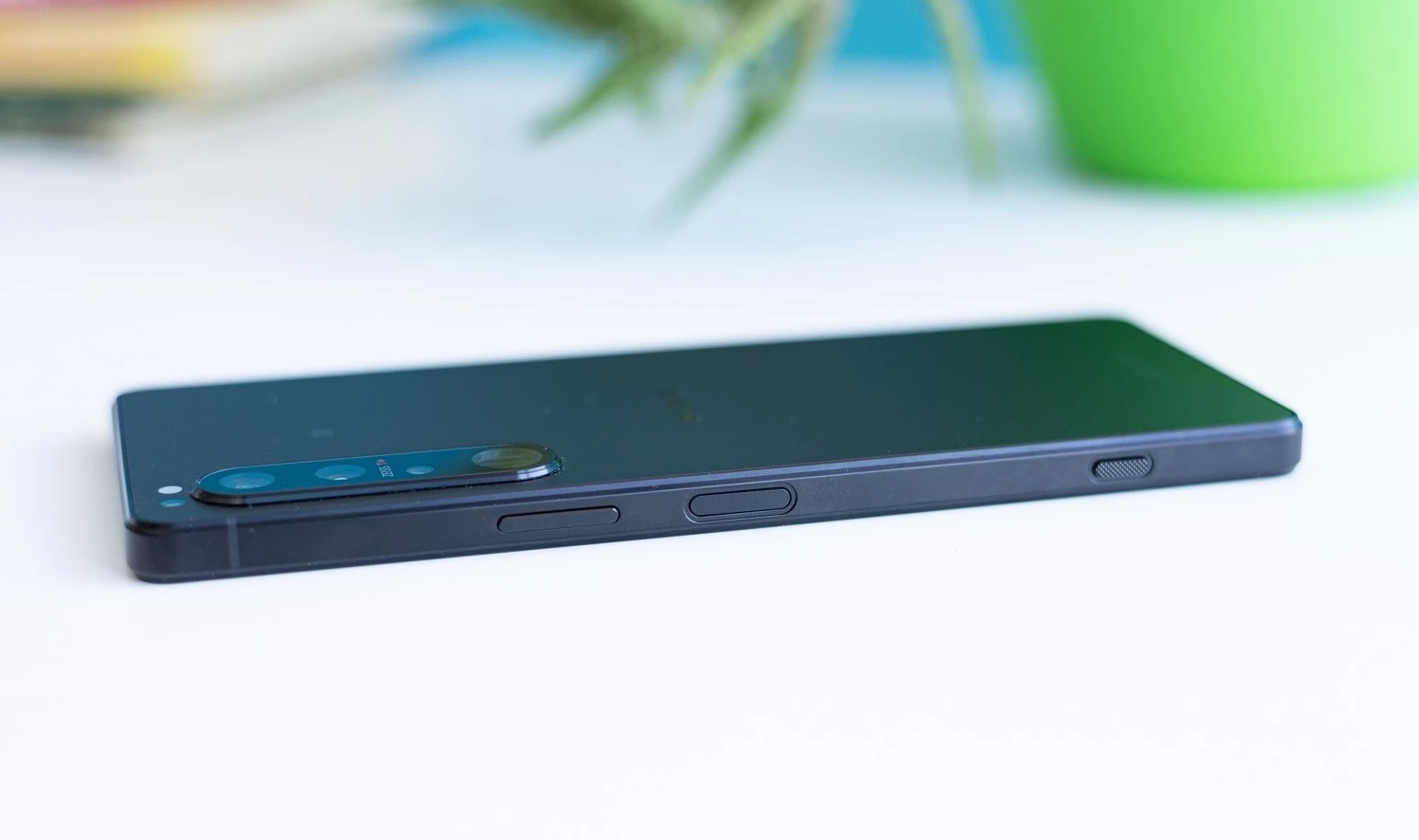 索尼（SONY）Xperia 1 IV 5G智能手机评测：骁龙8Gen1芯片、4KOLED屏
