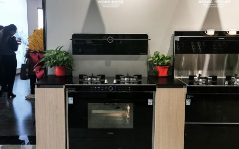 火星人 T7BCZ 集成灶使用评测：左蒸烤右蒸箱双腔独立，侧吸下排，低空近吸！