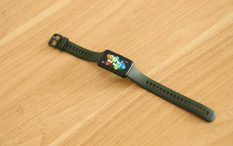 HUAWEI 华为手环7使用评测：9.99毫米轻薄设计，血氧自动检测，两周长续航！