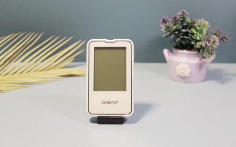 爱奥乐家用血糖仪使用评测：语音播报，大屏背光显示！