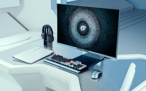 七彩虹iGame G-ONE Plus电竞一体机评测：双内存固态插槽，显卡散热超乎意料！