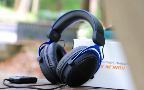 莱仕达 (PXN)-Konlin II 头戴式游戏耳机评测：7.1增强环绕3D音效，轻松听声辨位，一键切换不同RGB灯效！