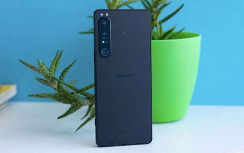 索尼（SONY）Xperia 1 IV 5G智能手机评测：骁龙8Gen1芯片、4KOLED屏支持120Hz高刷新率！