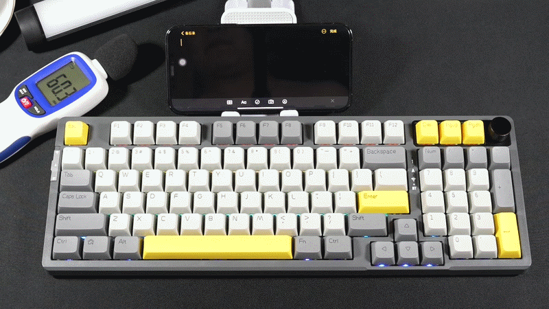 你想的、该有的、它都有-黑爵AK966三模机械键盘