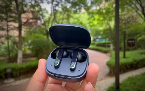 JBL LIVE PRO2真无线蓝牙耳机评测：这音质真好，主动降噪+哈曼音效