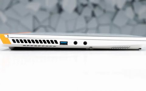 玄派 玄机星AMD游戏本评测：金属机身，144Hz 三A平台8G超大显存高性能释放