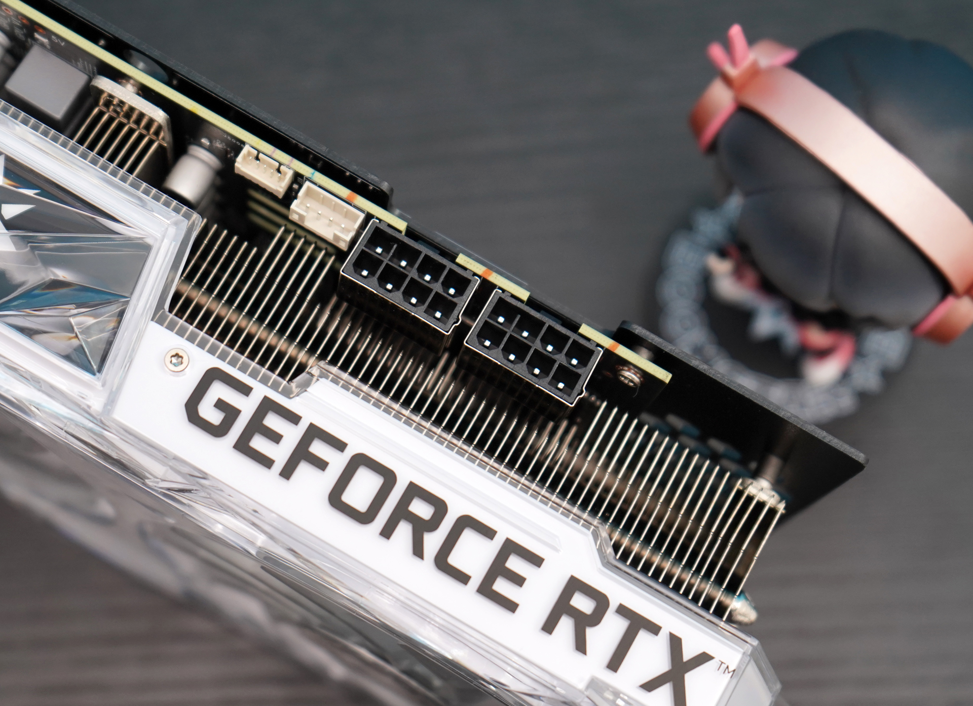 热乎乎的新款RTX 3080显卡评测：12G大显存，加量升级