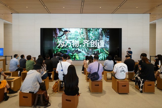 Today at Apple“为万物，齐创造”系列课程毕业典礼