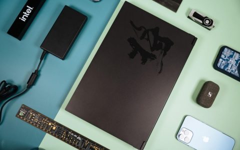 七彩虹(Colorful)将星X15-AT笔记本电脑评测：12代酷睿12核i7，RTX3060-130W性能独显直连