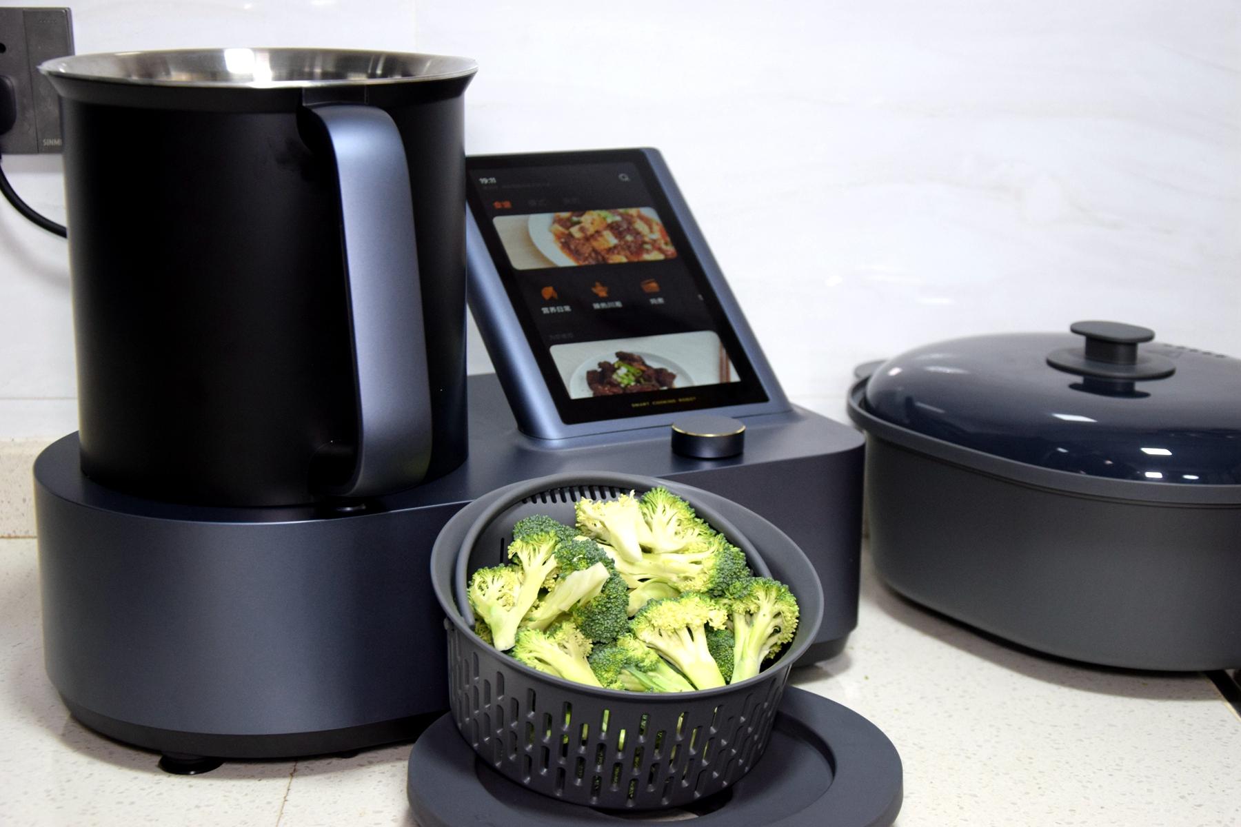 小米推出米家烹饪机器人，集35样厨房电器于一身的居家私厨