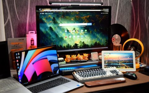 妹纸求助，办公电脑USB口不够用，给她加了个HUB提升生产力