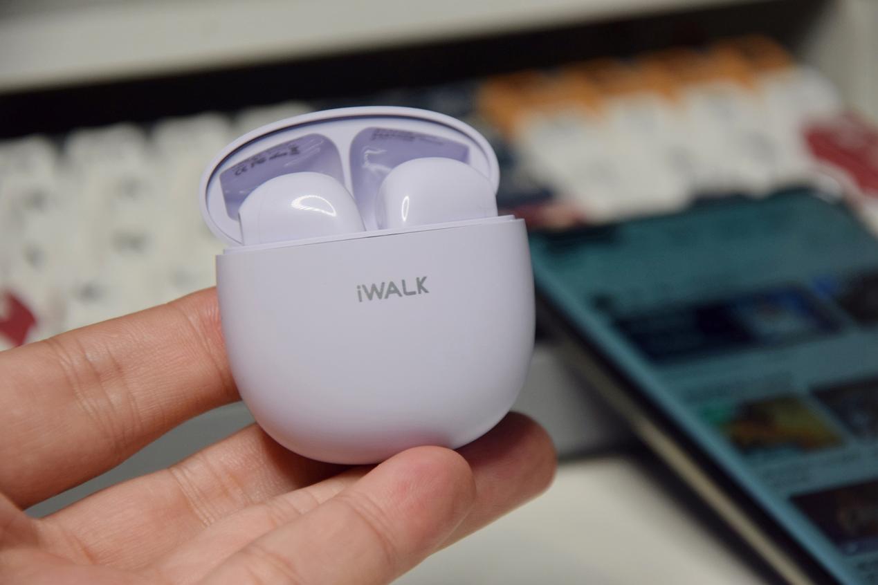 iWALK Candy糖果耳机，无法拒绝的高颜值与全面性，给妹纸安排上
