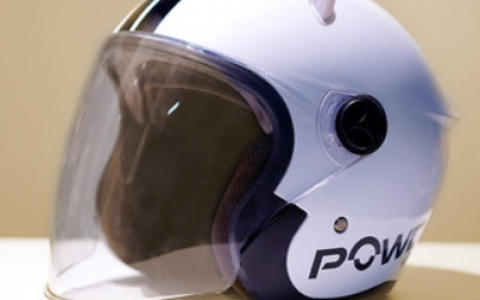 骑车必备：Powda电动车头盔大额券68元到手