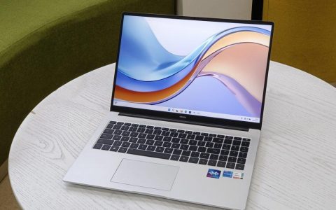 荣耀笔记本电脑 MagicBook X 16 2022评测：16寸护眼全面屏、45W高性能CPU、60Wh超长续航