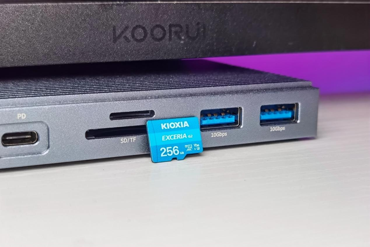 内存不够要加microSD存储卡，铠侠G2小蓝卡1GB才7分，性价比之王