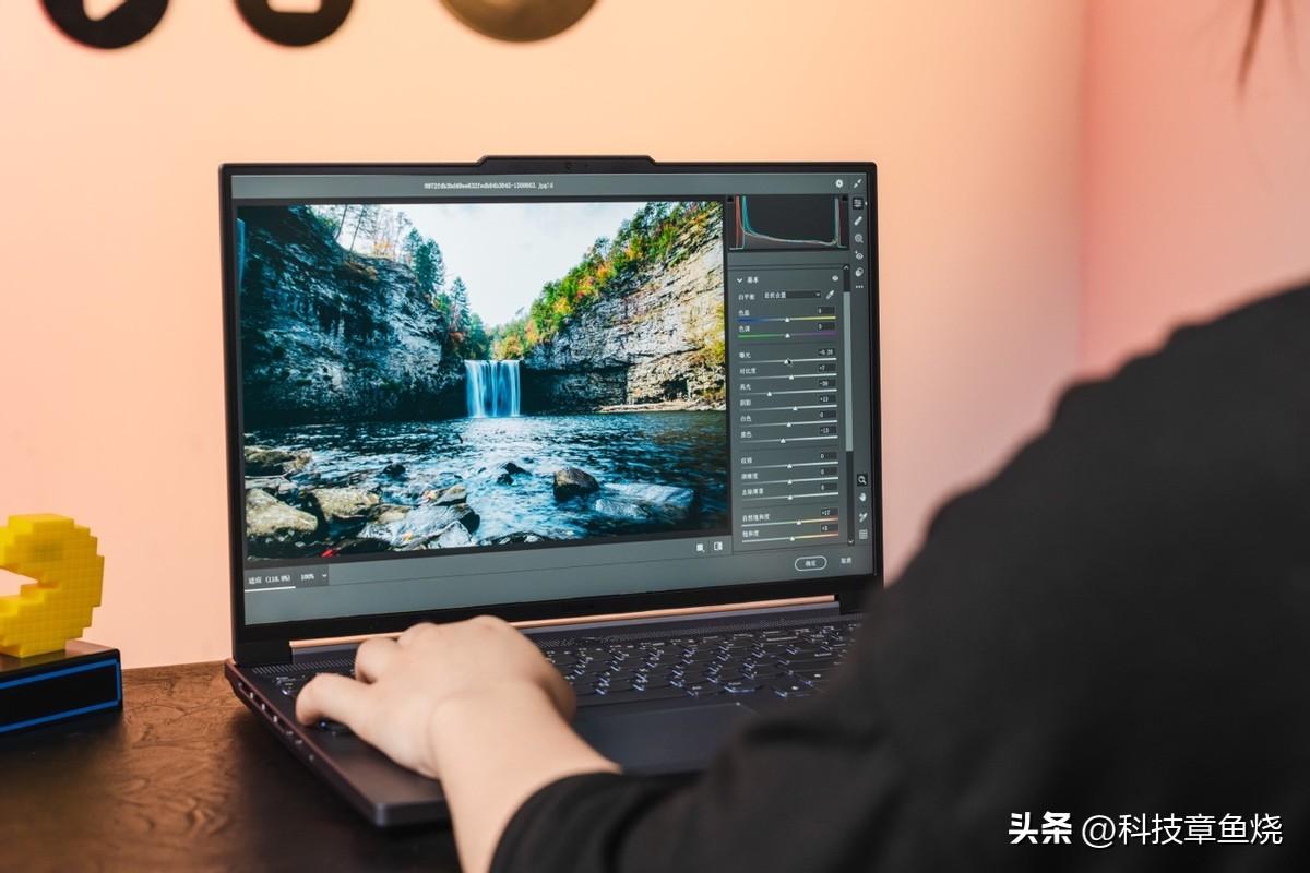 拯救者R7000P 2023评测：究竟是无限套娃，还是敢于越级？