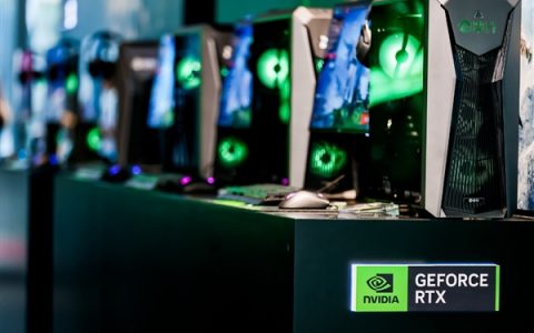 感受RTX 40系列显卡AI的魅力！游戏/创作 翻天覆地