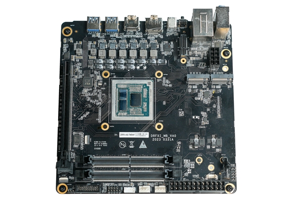 Intel/AMD桌面处理器费力搬到笔记本：迷你机又搬了回来