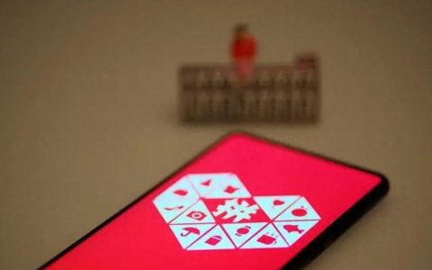 拼多多股价大涨18% 市值1847亿美元 逼近阿里电商霸主地位