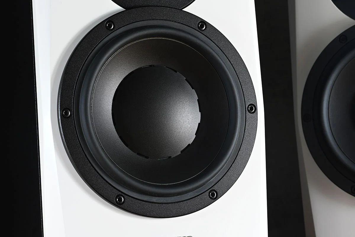 Dynaudio LYD 7：非一般监听？还原度、音乐味平衡出色