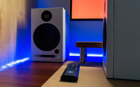 适合桌搭用的Hi-Fi有源音箱解决方案：艾特铭客X30 MKII桌面音箱