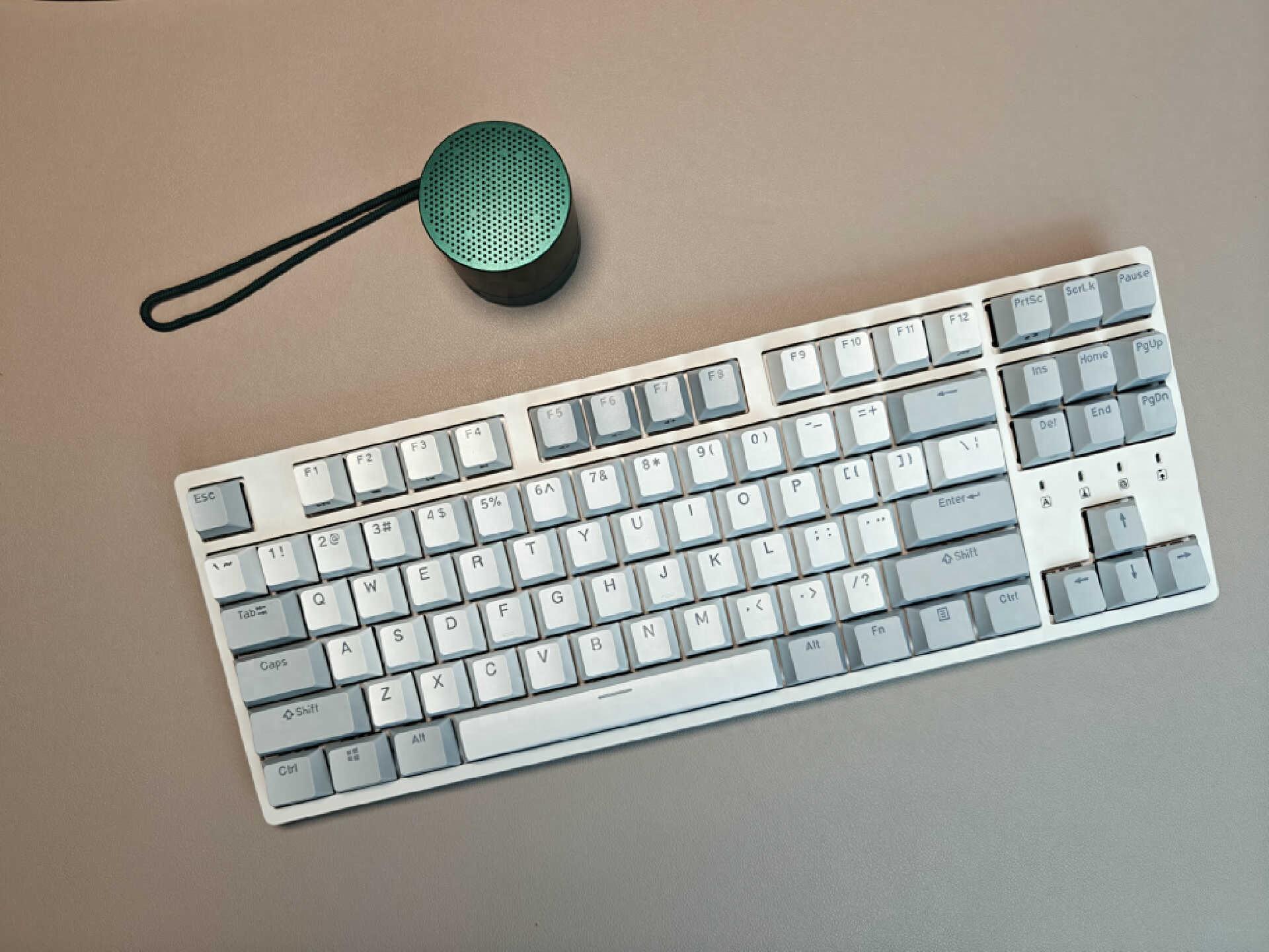 办公室升级行动，如何选购一款高品质键盘？杜伽K320白光版体验！