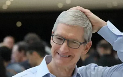 库克够狠！继续降价，iPhone15再下跌，苹果从此成为“跳水王”？