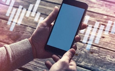 手机为什么总提示系统更新？背后隐藏着什么秘密？