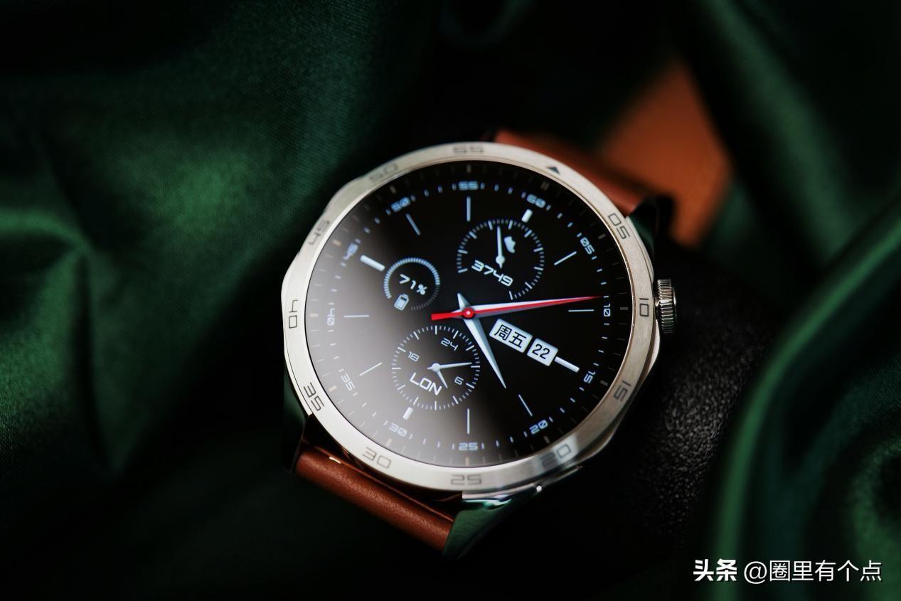 华为WATCH GT3 Pro与华为WATCH GT4详细评测对比及购买建议